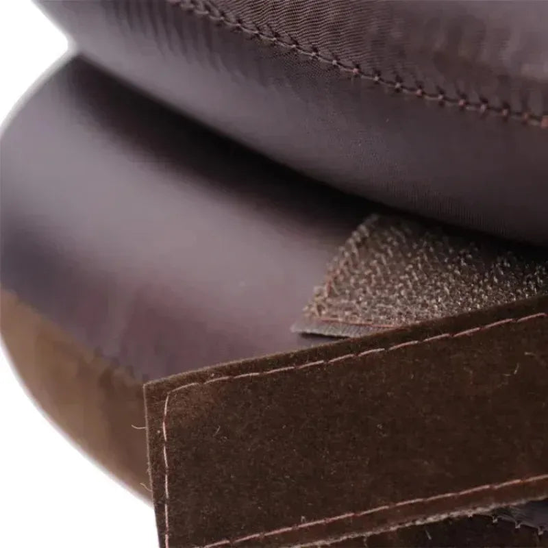 NeckEase™ Built-in inflation pump close-up